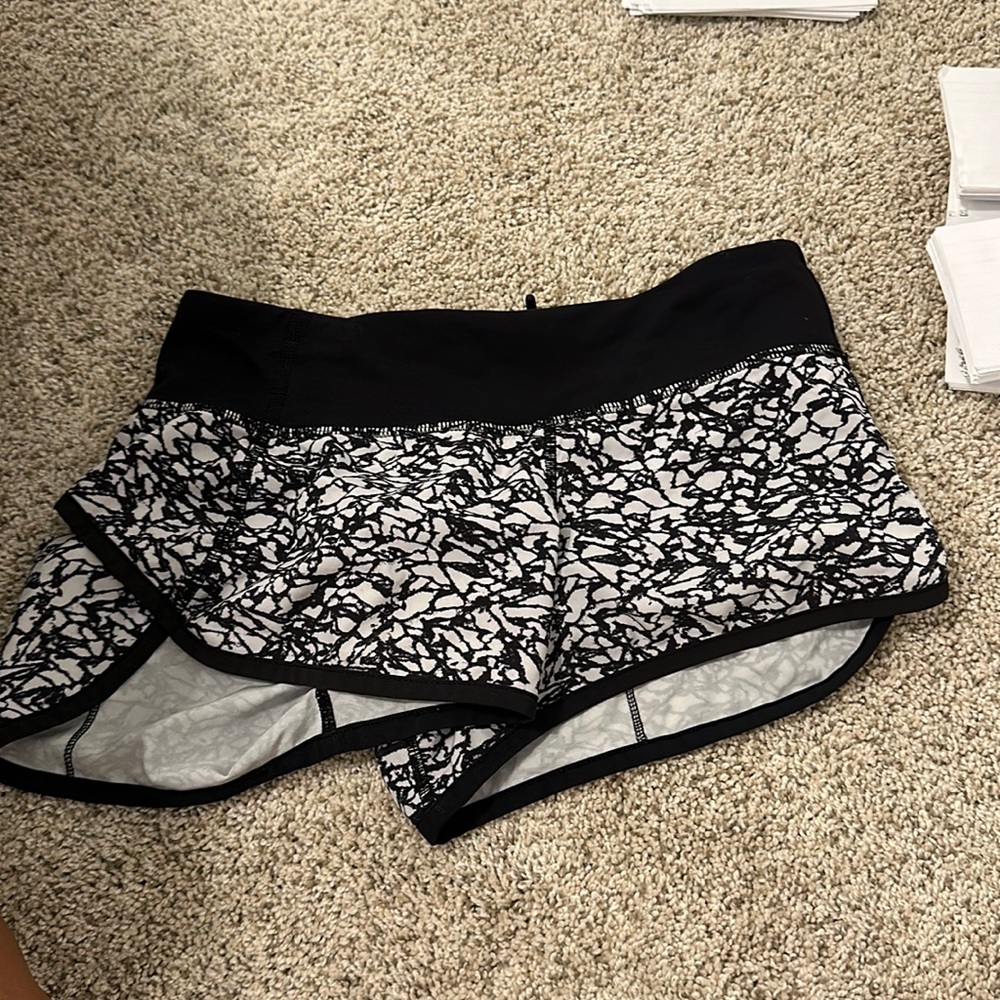 Lululemon rare print shorts
